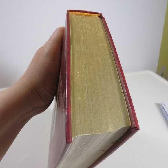 Great Biographies FIRST EDITION 1987 Reader's Digest Gold Edges - Picture 3 of 15